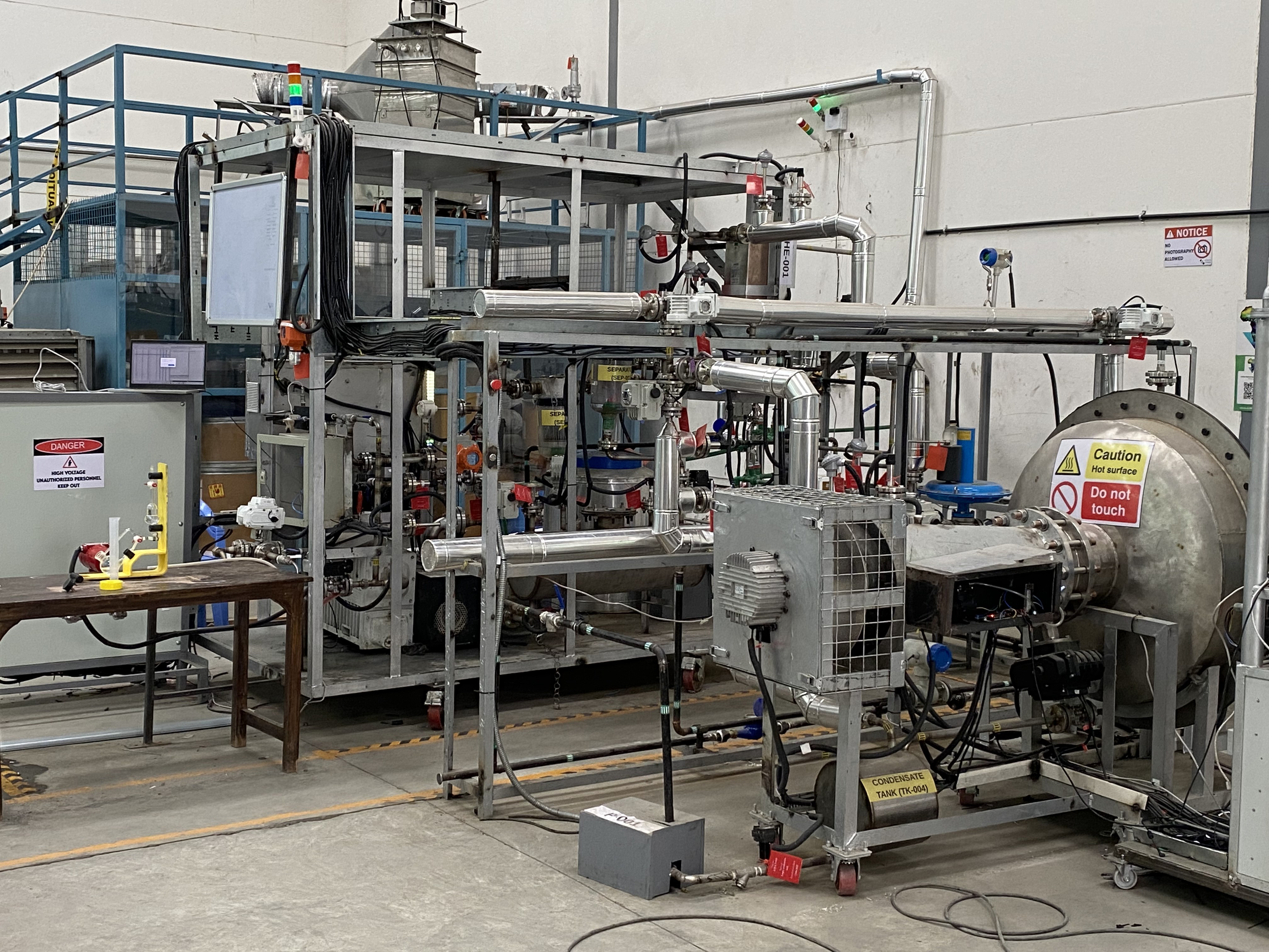 Gen 3 pilot unit — full process train with adsorbent bed, heaters, and CO₂ storage vessel